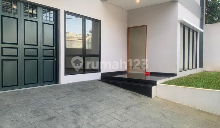 Fresh Rumah Baru Modern Sewa / Jual Siap Huni di Cipaganti