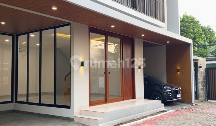 Dijual Cepat! Townhouse Mewah The Game-Lokasi Strategis & Nyaman