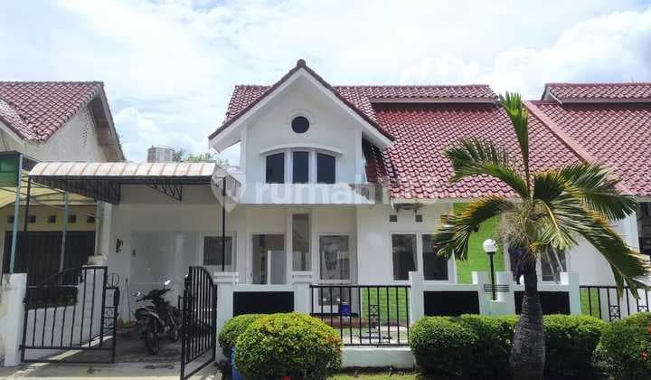 Residential House for Sale, Nice West Semarang Graha Padma Tambakharjo