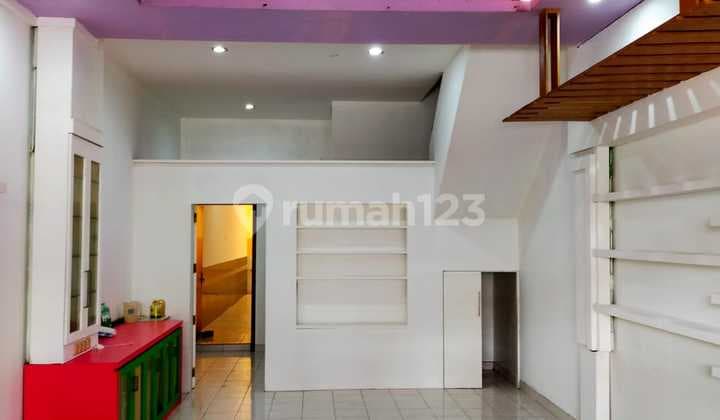 Ruko 2 Lantai Strategis Daerah Keramaian Tlogosari Semarang