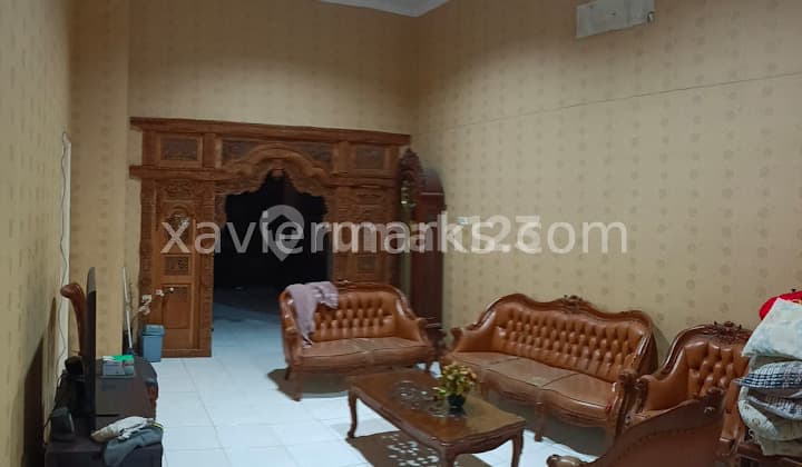 Rumah 1,5 Lantai di Graha Padma Semarang