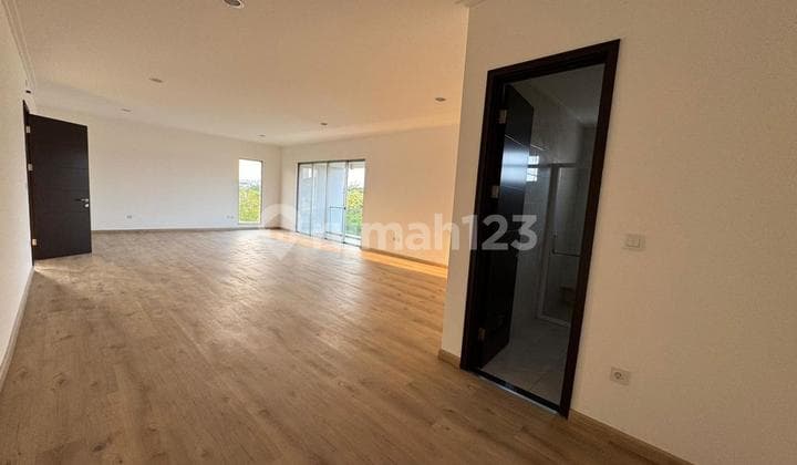 Dijual Rumah View City Bagus di Golf Island Pik