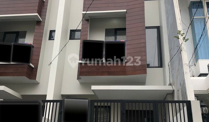 Dijual Rumah Pluit Barat, Brand New Uk 5x20m2 3 Lantai