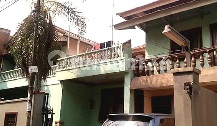 Ready-to-Use Kost with 16 Rooms in Premium Pajajaran Location