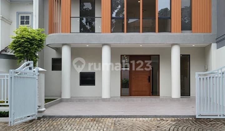 Wow! Rumah Mewah Boulevard Legenda Wisata SHM