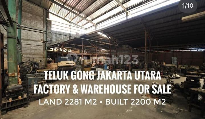 Pabrik dan Gudang Di Teluk Gong, Penjaringan