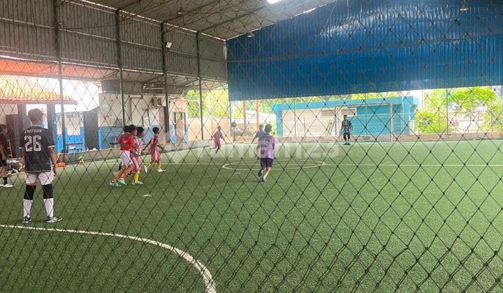 Lapangan Futsal dan Basket di Kebon Jeruk