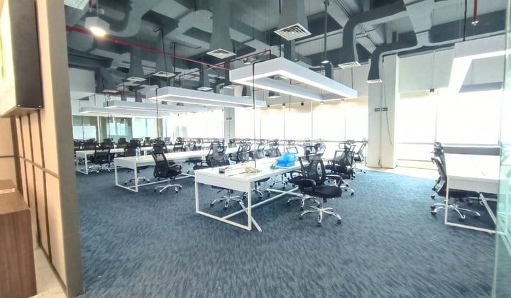 Office Space Soho Capital Area 414.98 SQM Furnished