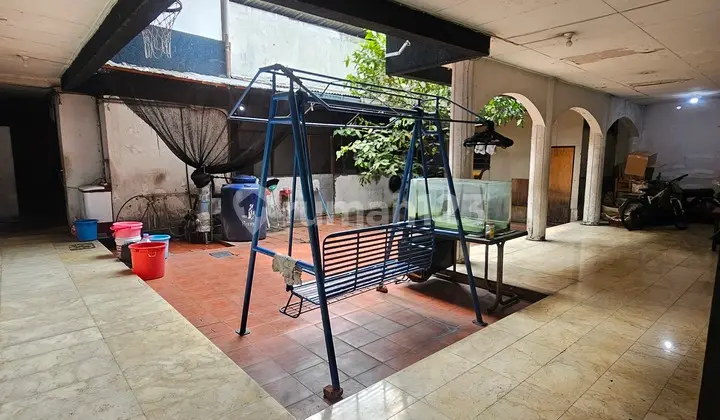 Rumah 1.5 Lantai di Kebon Sirih, Jakpus Jual Cepat