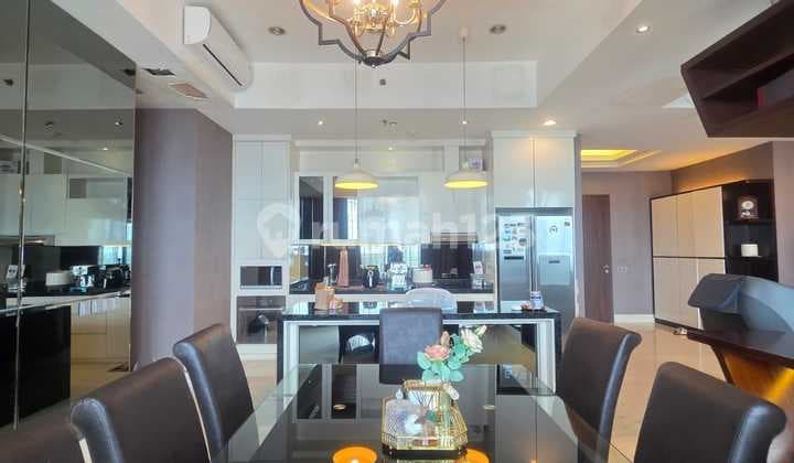 Penthouse Apartment Kemang Village Tower Empire Type 4+1 Br
