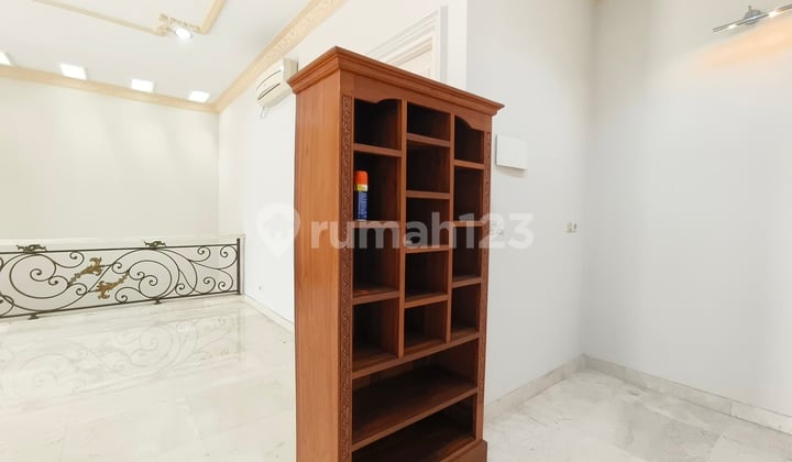 Rumah Cantik Pondok Indah