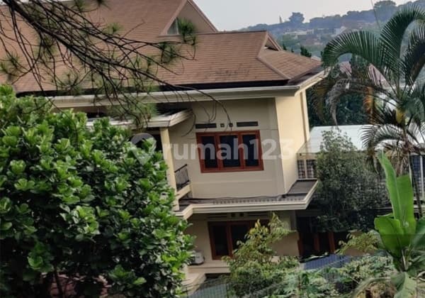 Rumah Neglasari Ciumbuluit Bandung