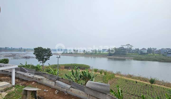 Tanah di Titiswari, Kota Baru Parahyangan, Strategis Dan Nyaman