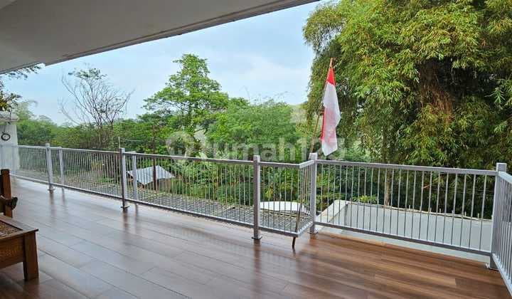 Dijual Villa Full Furnished di Dago Giri, Bandung