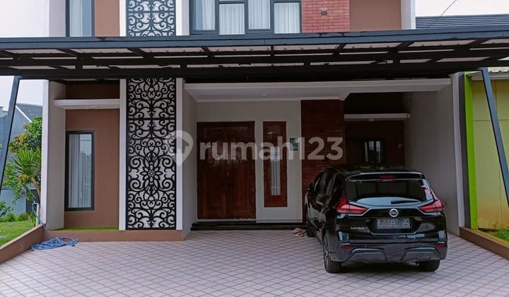 Rumah Mewah Full Furnish dan Kolam Renang