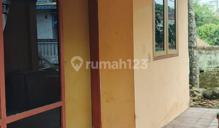 Car Access Village House Rental