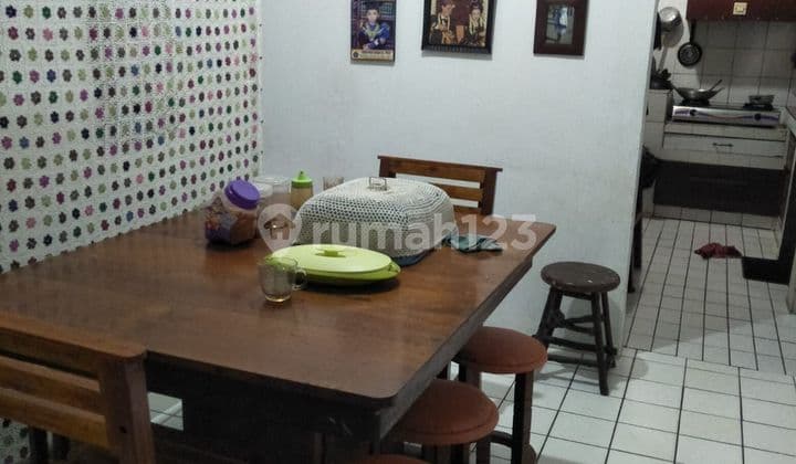 Dijual Rumah 2 Lantai 700jtan Dekat Kampus Unjani Cimahi