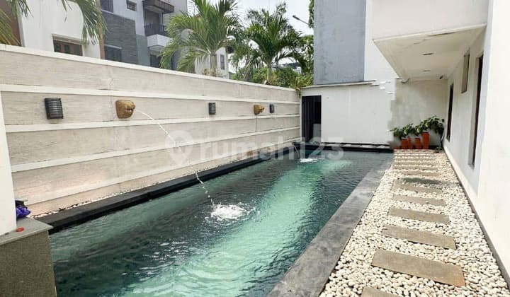 Dijual Cepat Rumah Mewah Permata Buana Jak-Bar
