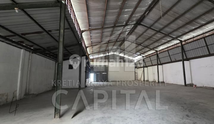 Gudang Siap Huni di Sayap Taman Kopo Indah 1