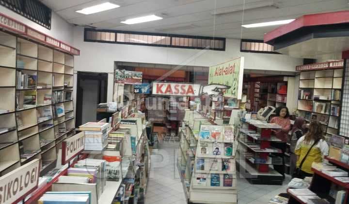 ruang Usaha Strategis Dekat Dengan Universitas Dan Fasilitas Lainnya di Mainroad Dago