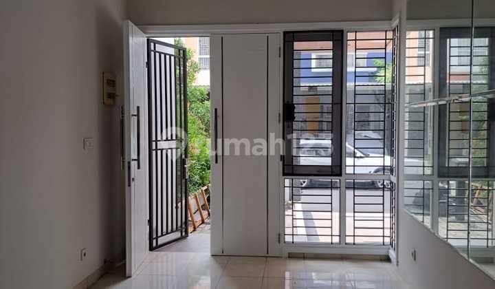 For Quick Sale: Ready-to-Occupy House in Grand Orchard, Kelapa Gading, North Jakarta