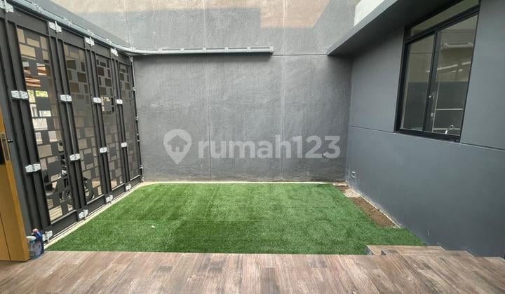 Rumah Mewah Kbp Nayapati Full Furnished Taman Belakang