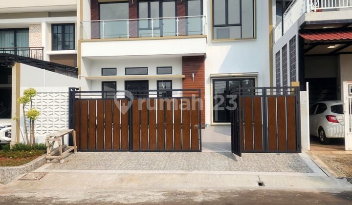 Rumah Baru Siap Huni Dengan Rooftop Sektor Nusaloka Bsd