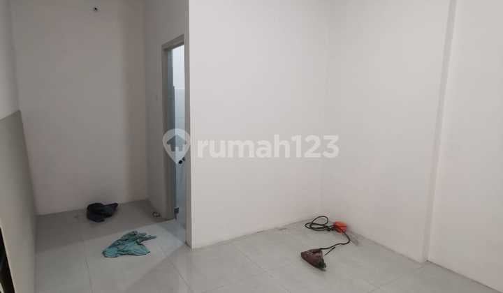 Dijual Rumah Di Cluster Taman Bunga Modernland Baru Full Renovasi