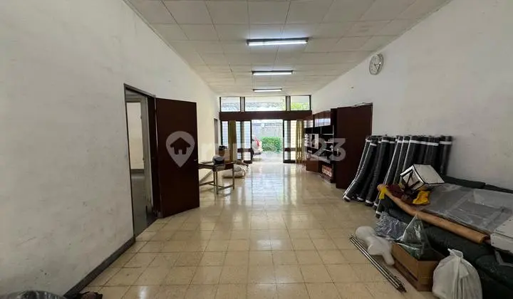 Riau Wing House Suitable for Restaurant and Clinic Business