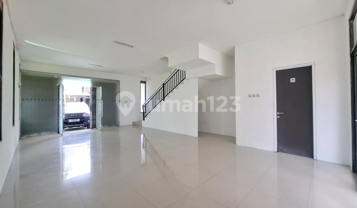 Ruko 2 Lantai di Dekat Gerbang Tol Baros Cocok untuk Kantor