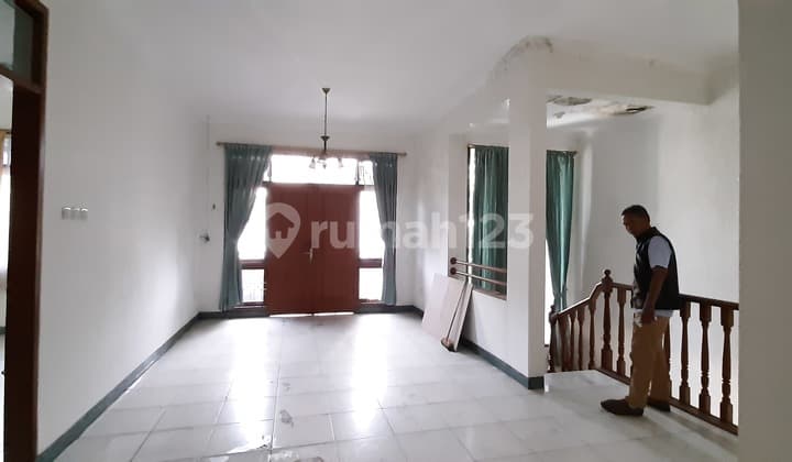 For Sale: Mekar Wangi House