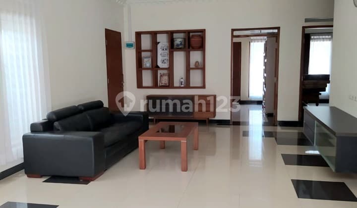 Rumah Batu Indah Nyaman Terawat Baru Renovasi