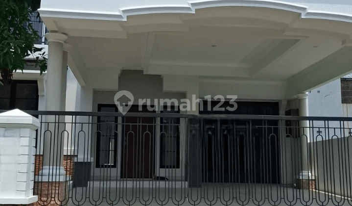 Rumah Terenovasi Di Kota Wisata, Siap Huni
