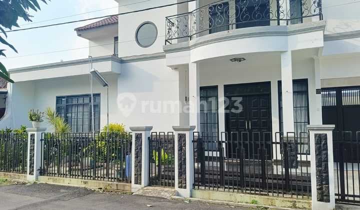 Rumah 2,5 Lantai Margahayu Akses Strategis