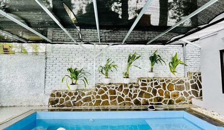 Villa Lembang With Swimming Pool Full Furnished