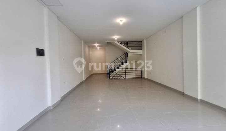 Ruko Mekar Wangi Strategis