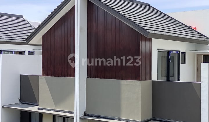Rumah Brandnew 3Lt Elegant Ada Rooftop Attic Room di Bintaro