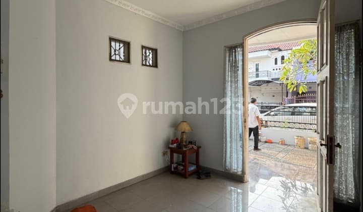 Permata Buana House 2 Floors 3 Bedrooms