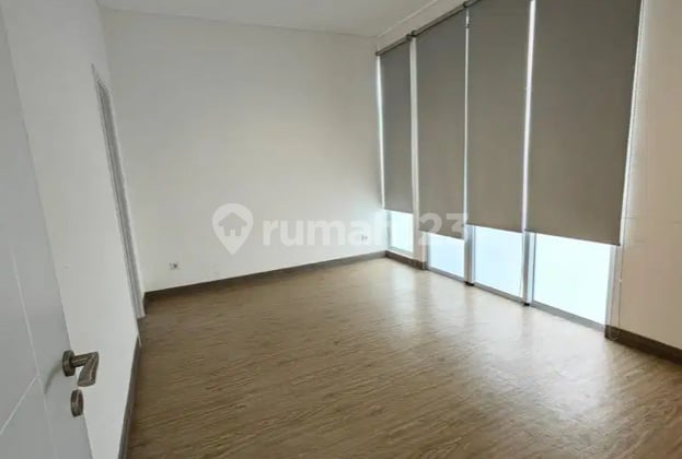 Rumah riviera puri 2 lantai 3 kamar tidur semi furnished dekat mandaya hospital