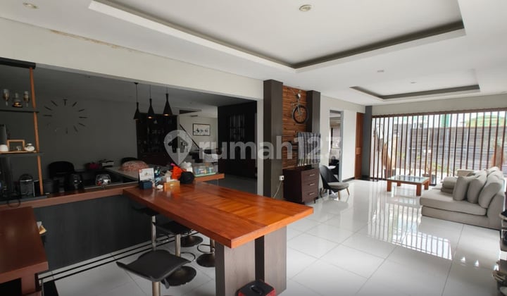 Rumah permata buana siap huni 2 kavling gandeng jadi 1