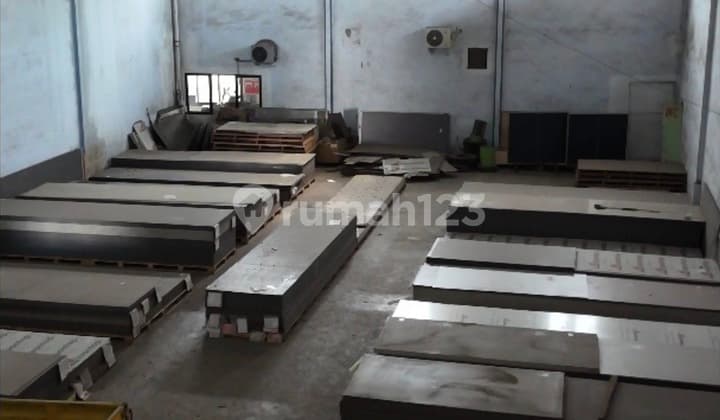 2 Unit Gudang di Komplek Pergudangan Sastranegara, Jurumudi Dekat Bandara Soetta