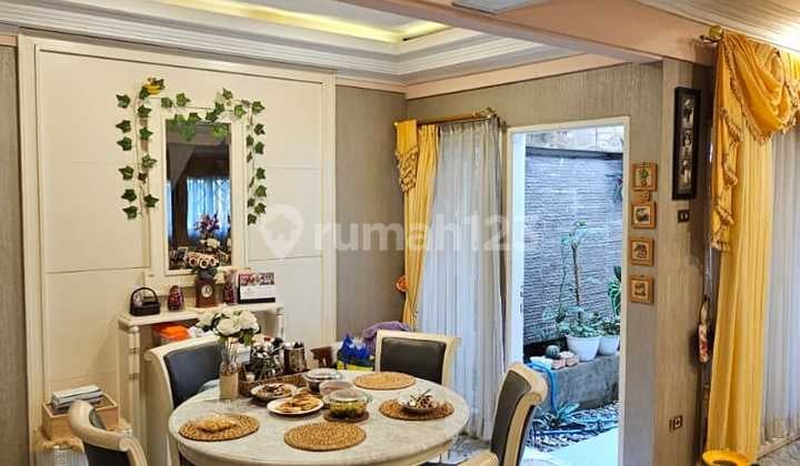 Rumah Setrasari Bagus Dan Terawat