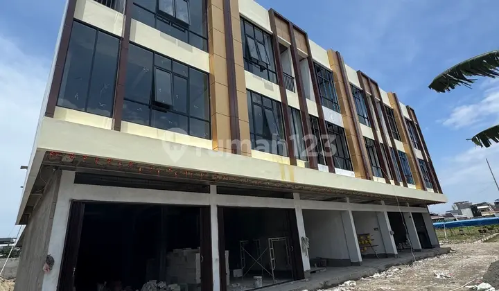 Ruko 3 Lantai Lokasi Dekat Pik Sedang Renovasi