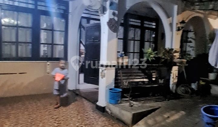 Dijial Rumah di Permata Hijau 2 Lantai Rumah