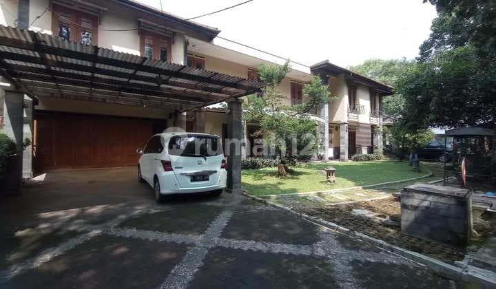 Jarang Ada! Rumah Mewah 1.200m² di Sayap Riau Dekat Gedung Sate Hanya 25M Nego