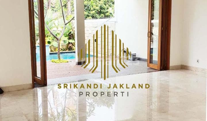 Cipete - For Rent Luxurious House Semi Furnished near French School