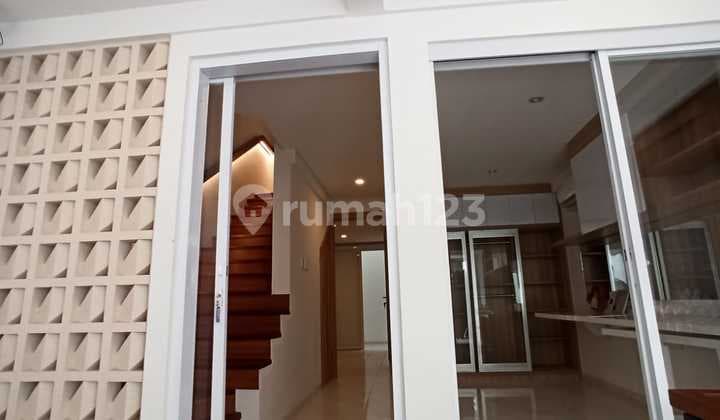 Tebet Jual Cepat Brand New House, Scandinavian Style, Good Location