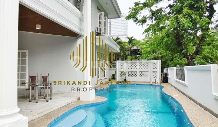 Kuningan Rumah Mewah Dekat Mega Kuningan Strategis Unit Pojokan