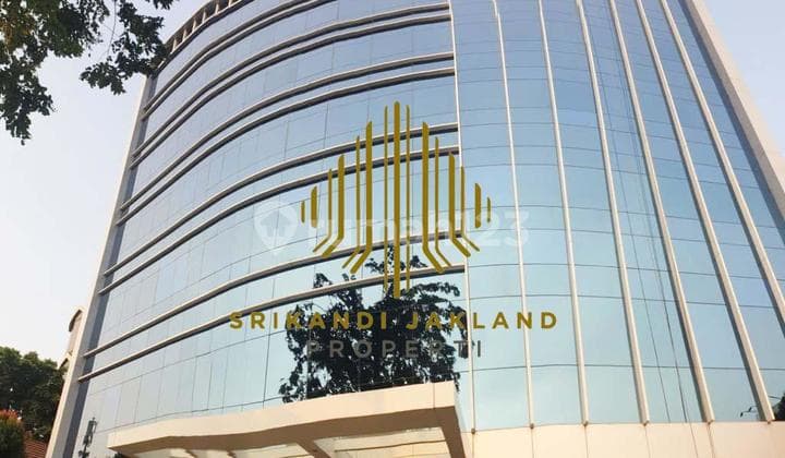 Gedung di Mampang Disewa Siap Operasional Lokasi Strategis