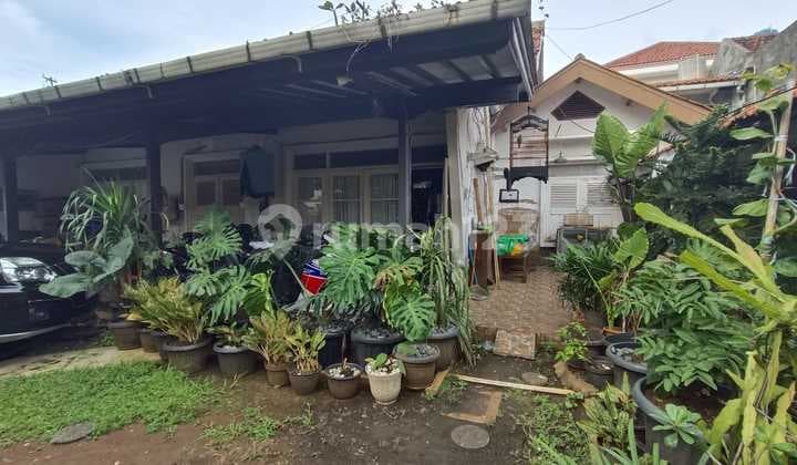 Jatinegara, Otista, Classic Livable House, Strategic Location